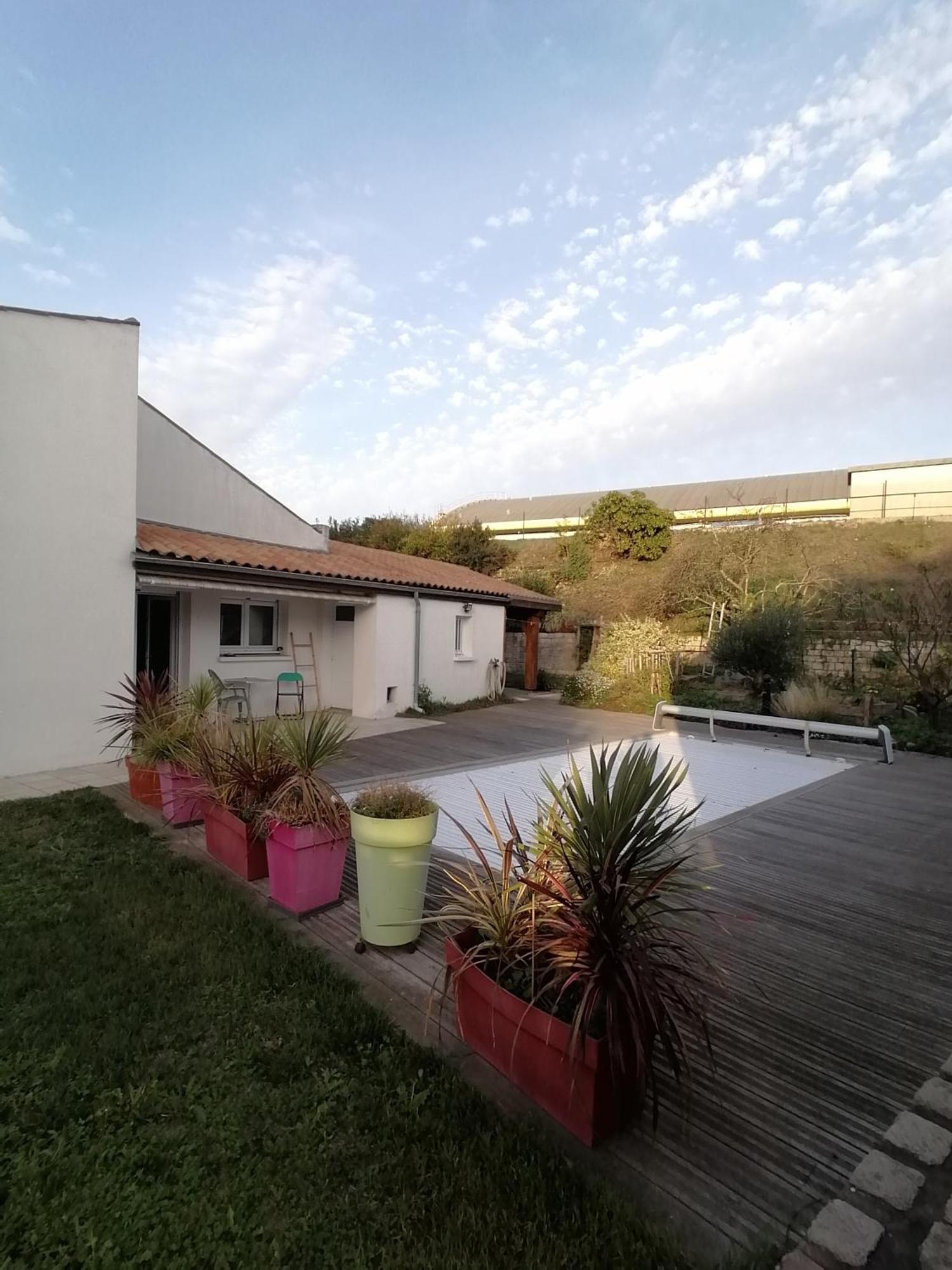 Maison Avec Piscine Et Jardin Proche Mer, La Rochelle Ла-Рошель Экстерьер фото